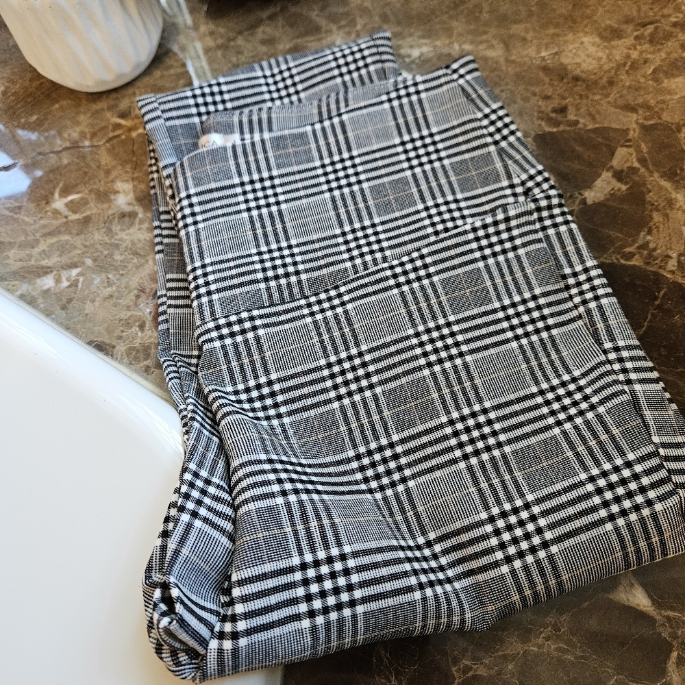 Black and White Plaid High Waist Comfy Legging/Pants Sz L
